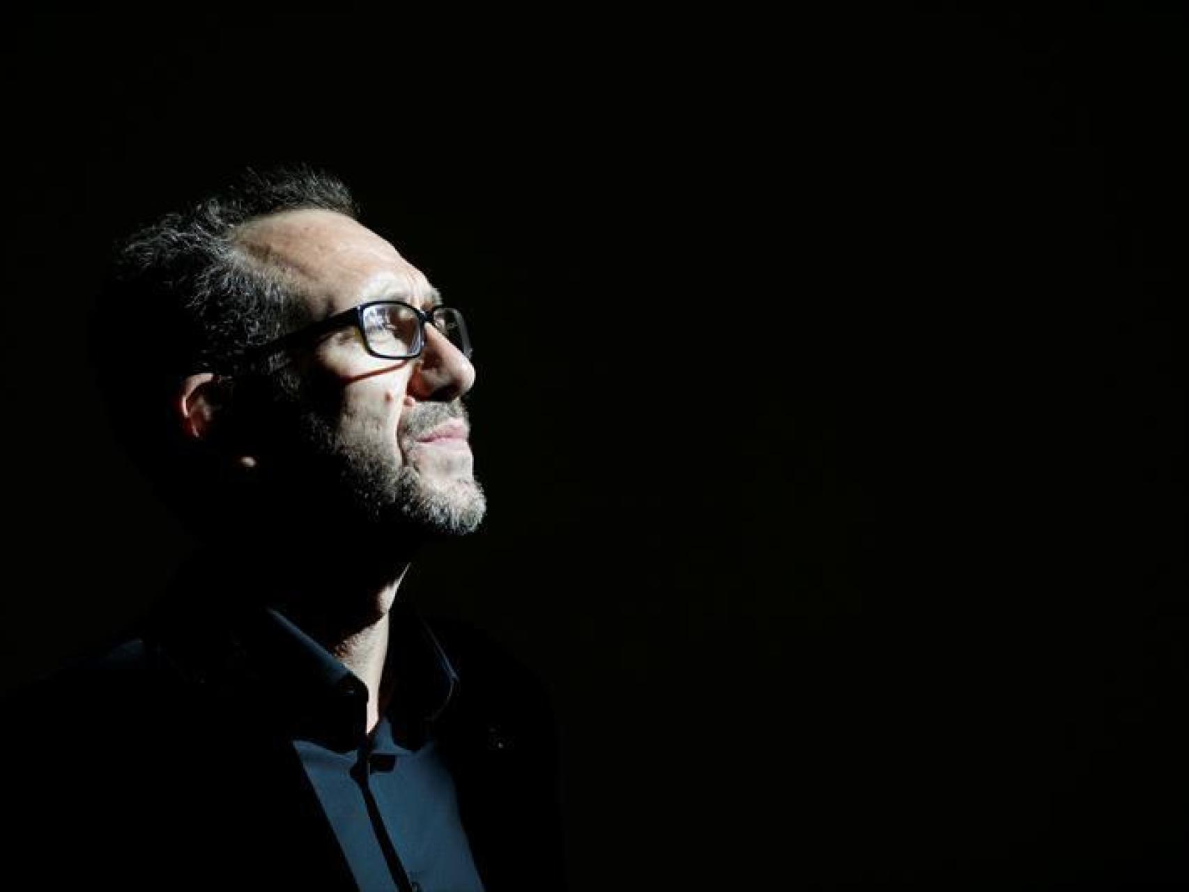 Ricardo Menéndez Salmón, ganador con la novela El sistema.