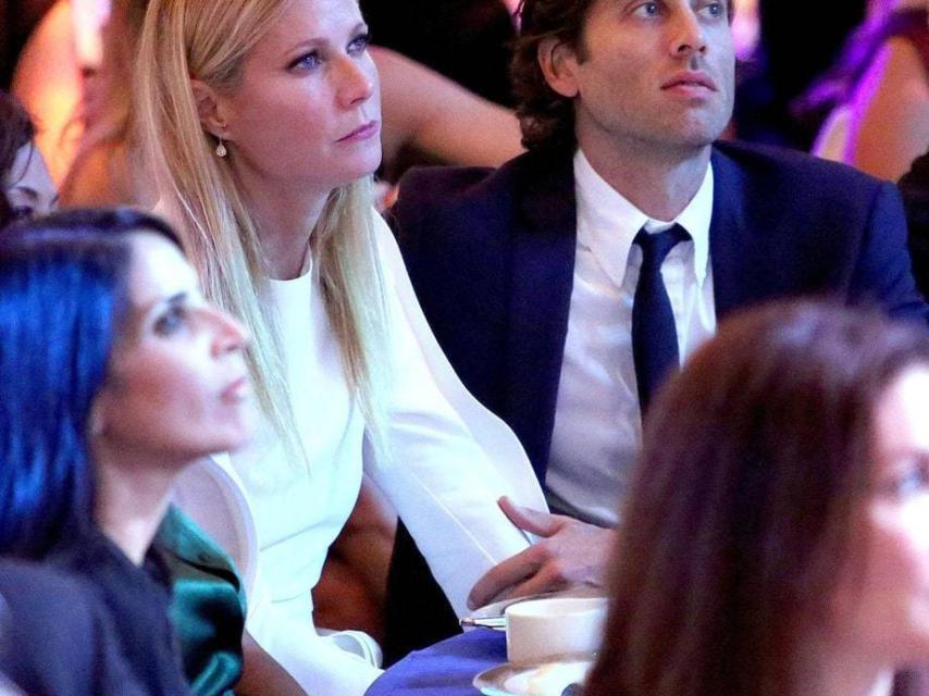Gwyneth Paltrow junto a su nueva pareja Brad Falchuk