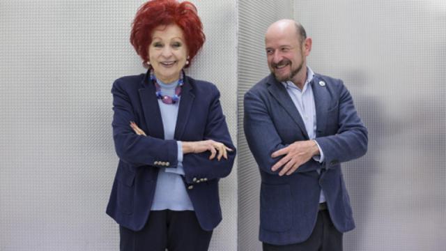 Image: Juana de Aizpuru y Carlos Urroz, cara a cara