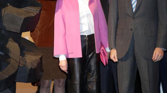 Doña Letizia y Felipe VI en su visita a Arco