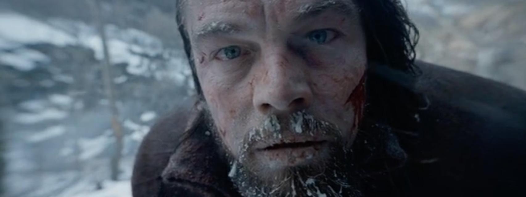 Plano final de El renacido, con el primer plano de DiCaprio pidiendo el Oscar.