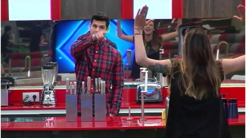 GH VIP: Bronca entre Laura y Alejandro: No estoy aquí por hablar de mis padres