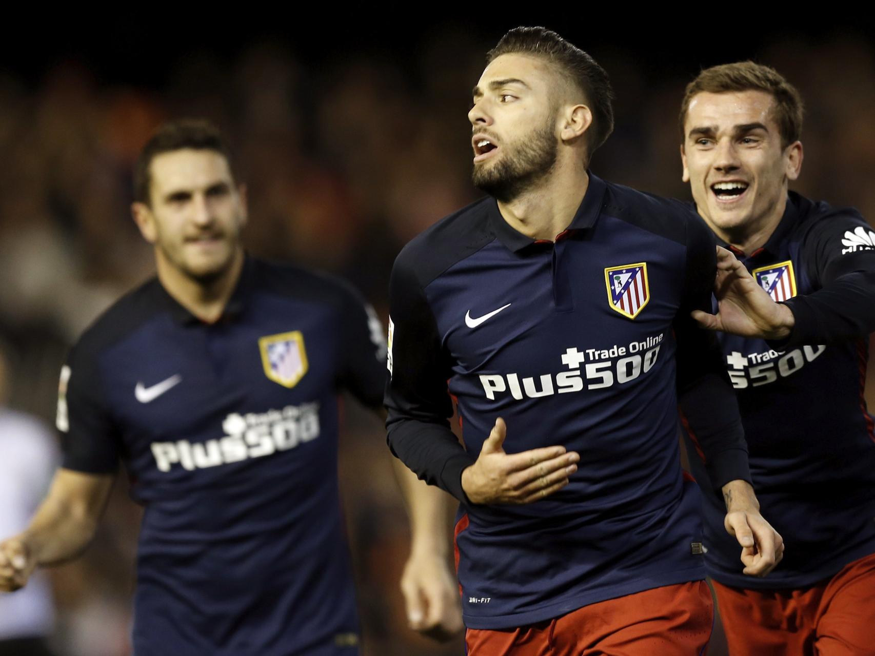 Carrasco celebra el tercer gol.