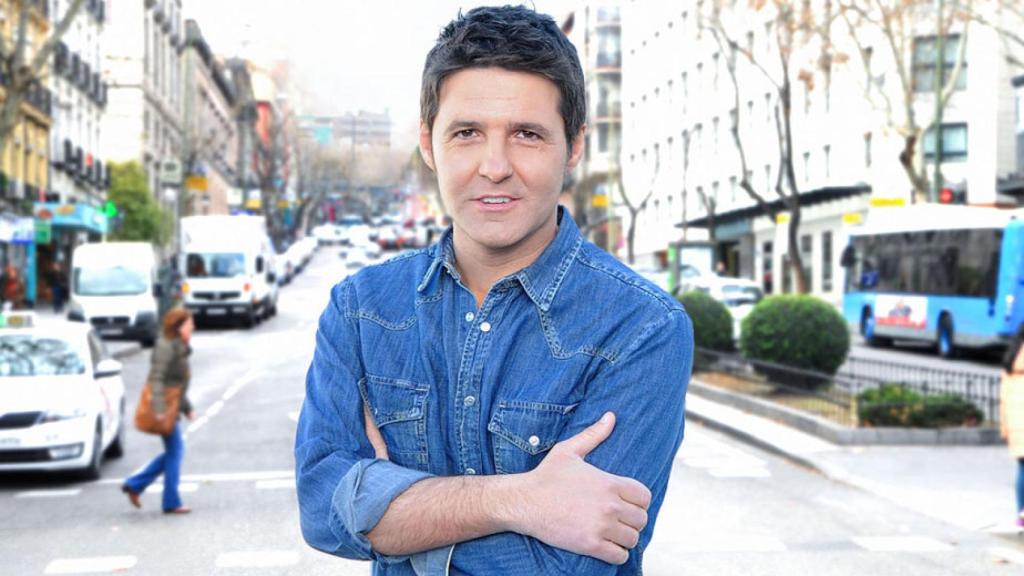 El periodista Jesús Cintora en 'Cintora a pie de calle'. (Cuatro)