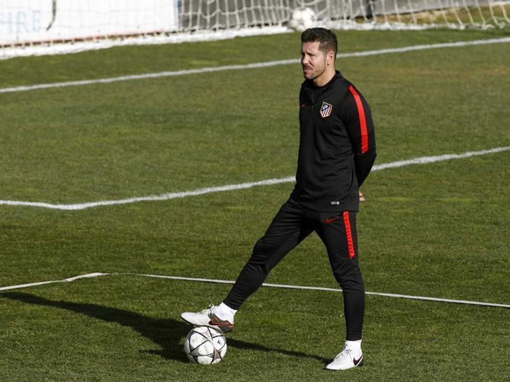 Simeone, en el entrenamiento previo.