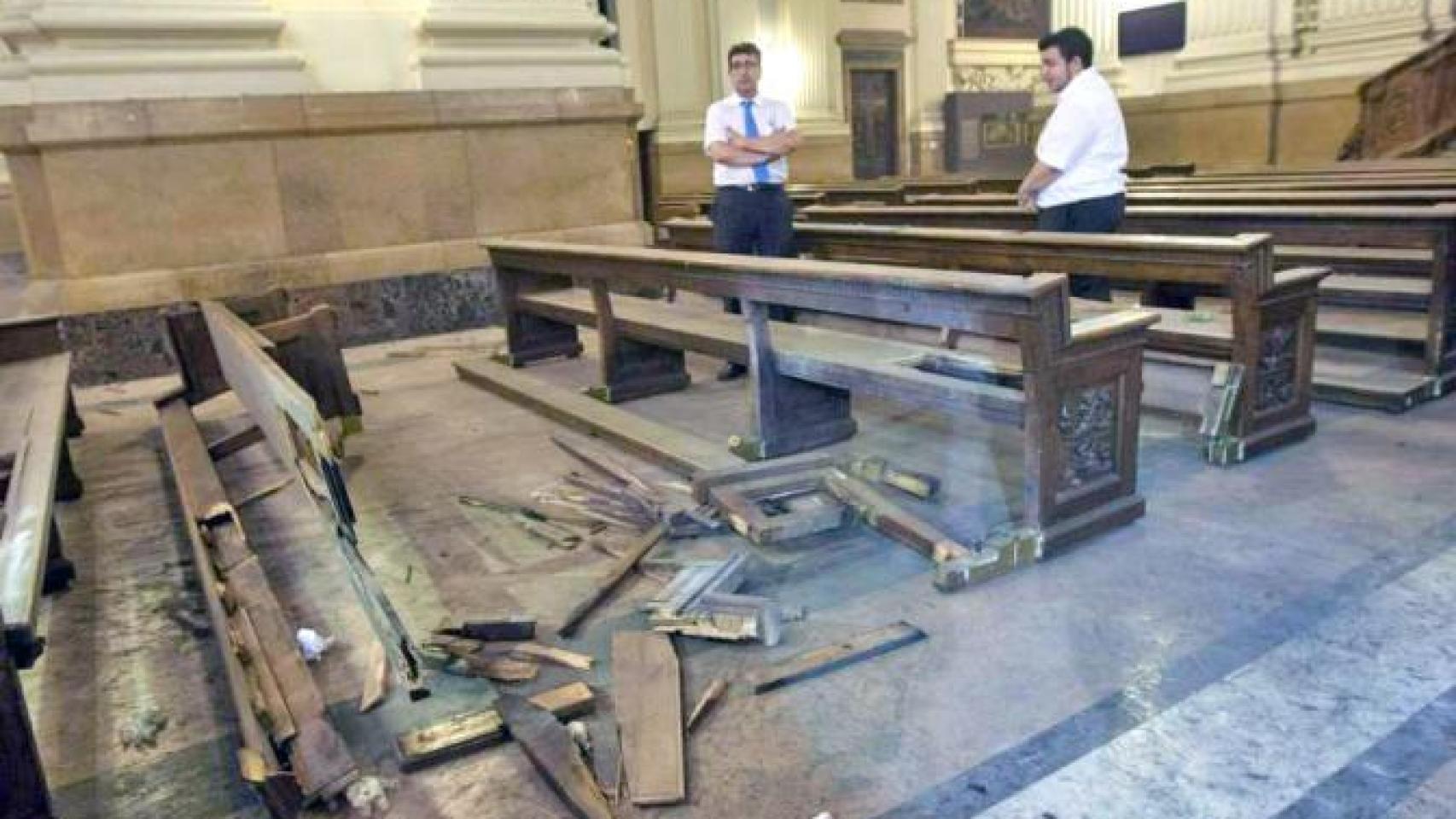 Atentado contra la Basílica del Pilar de Zaragoza el pasado noviembre