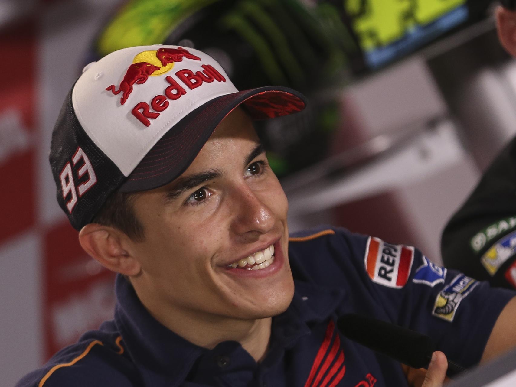 Marc Márquez gesticula durante la conferencia de prensa del GP de Argentina.