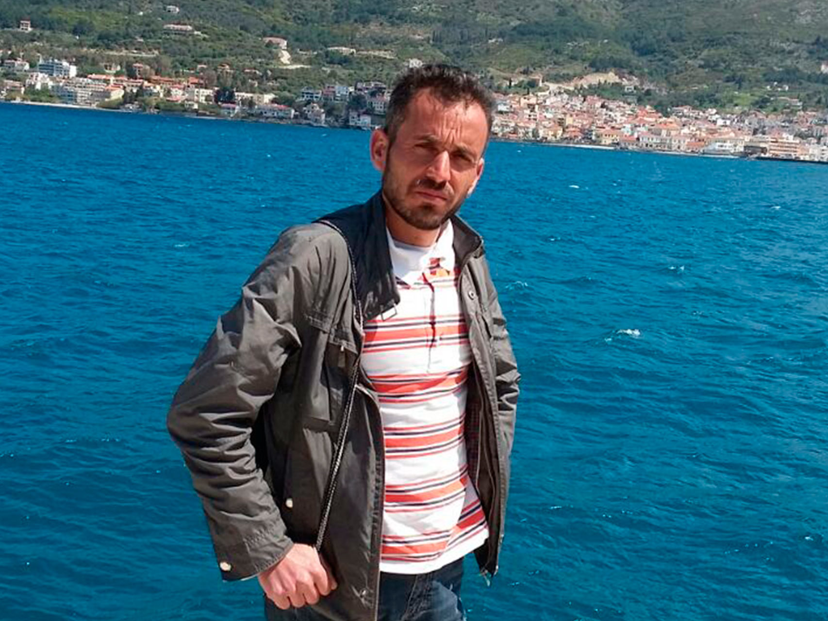 Yasser durante su viaje a Europa.