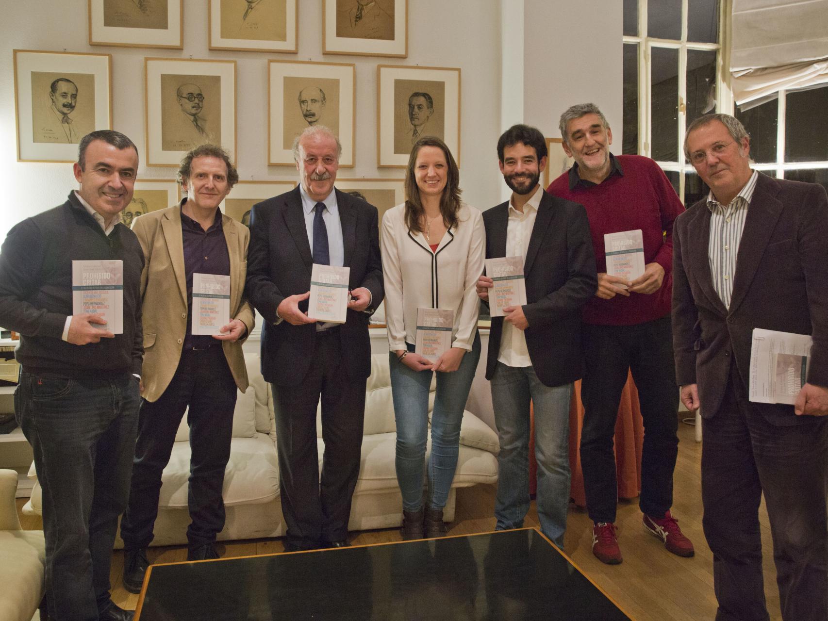 Los protagonistas y autores de 'Prohibido gritar'.