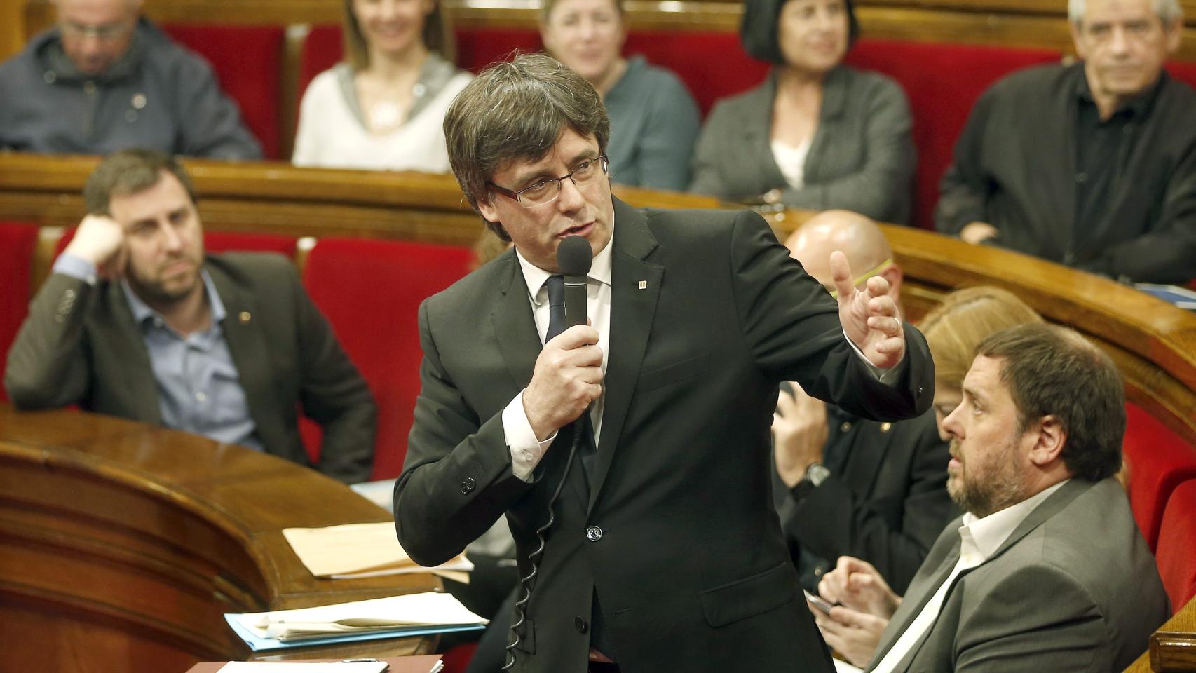 Carles Puigdemont en el Parlament