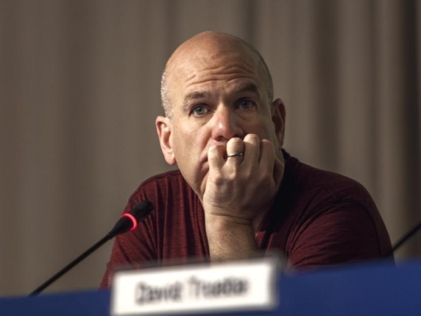 El guionista de The Wire durante la clase magistral.