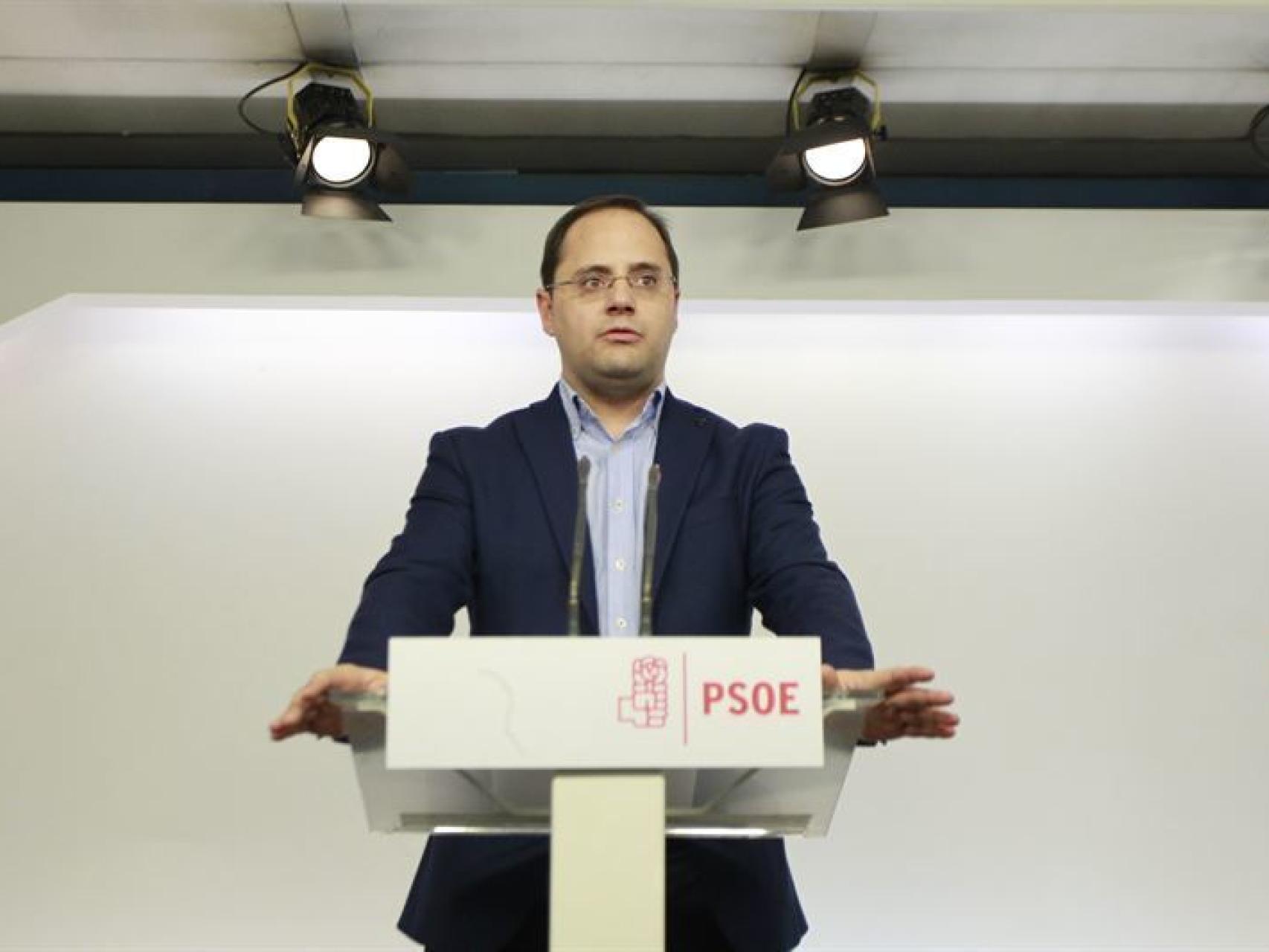 Luena: A Podemos solo le han importado los sillones y el referéndum para la independencia