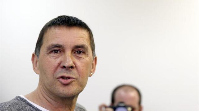 Arnaldo Otegi durante su rueda de prensa este viernes