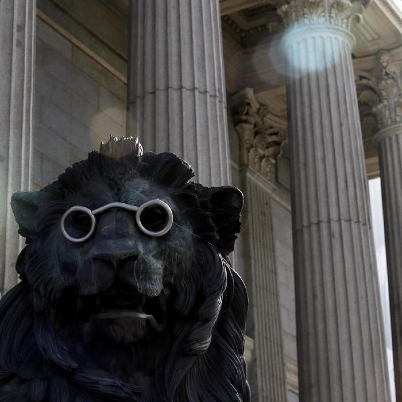 Patxi López ha propuesto los anteojos de los leones.