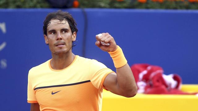 Nadal celebra el pase a la final del Godó tras ganar a Kohlschreiber.
