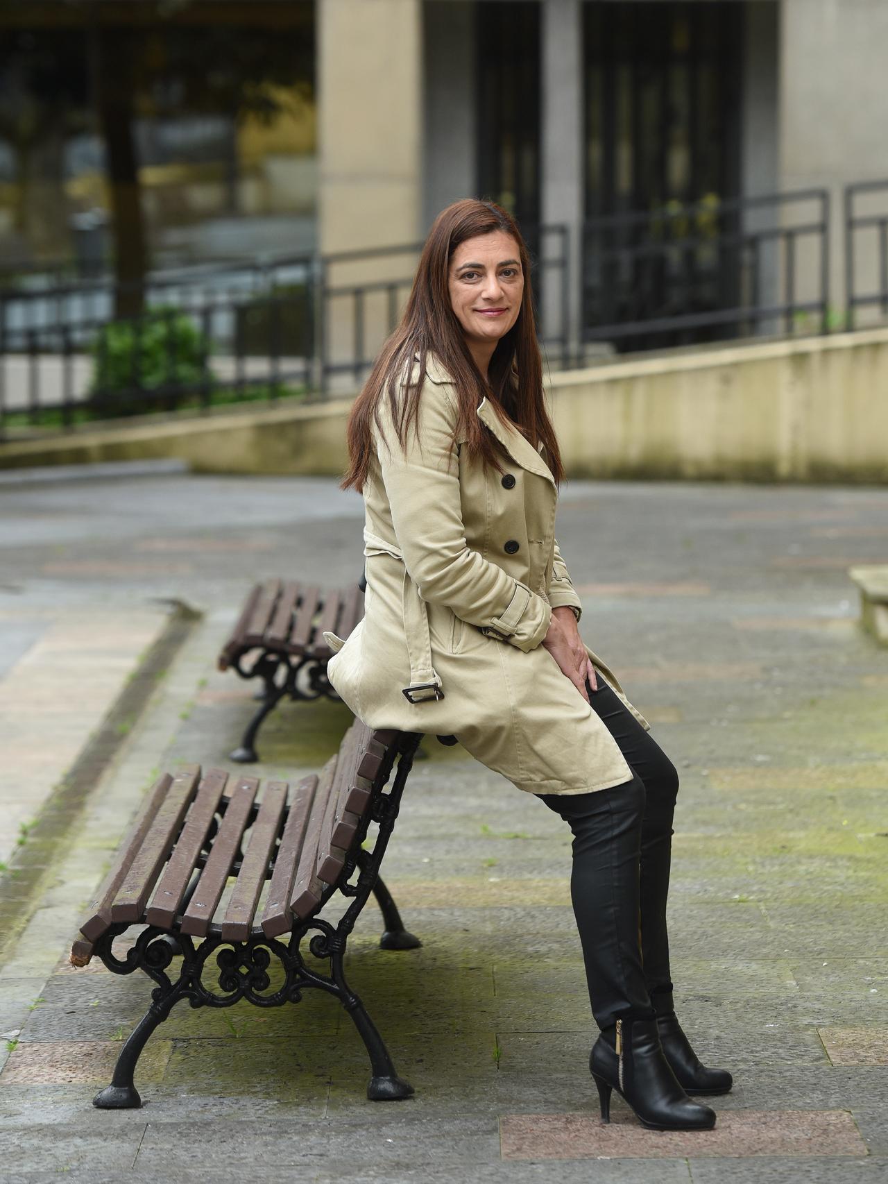 Paz es minera y estuvo tres años bajando al pozo Santiago, en Asturias.