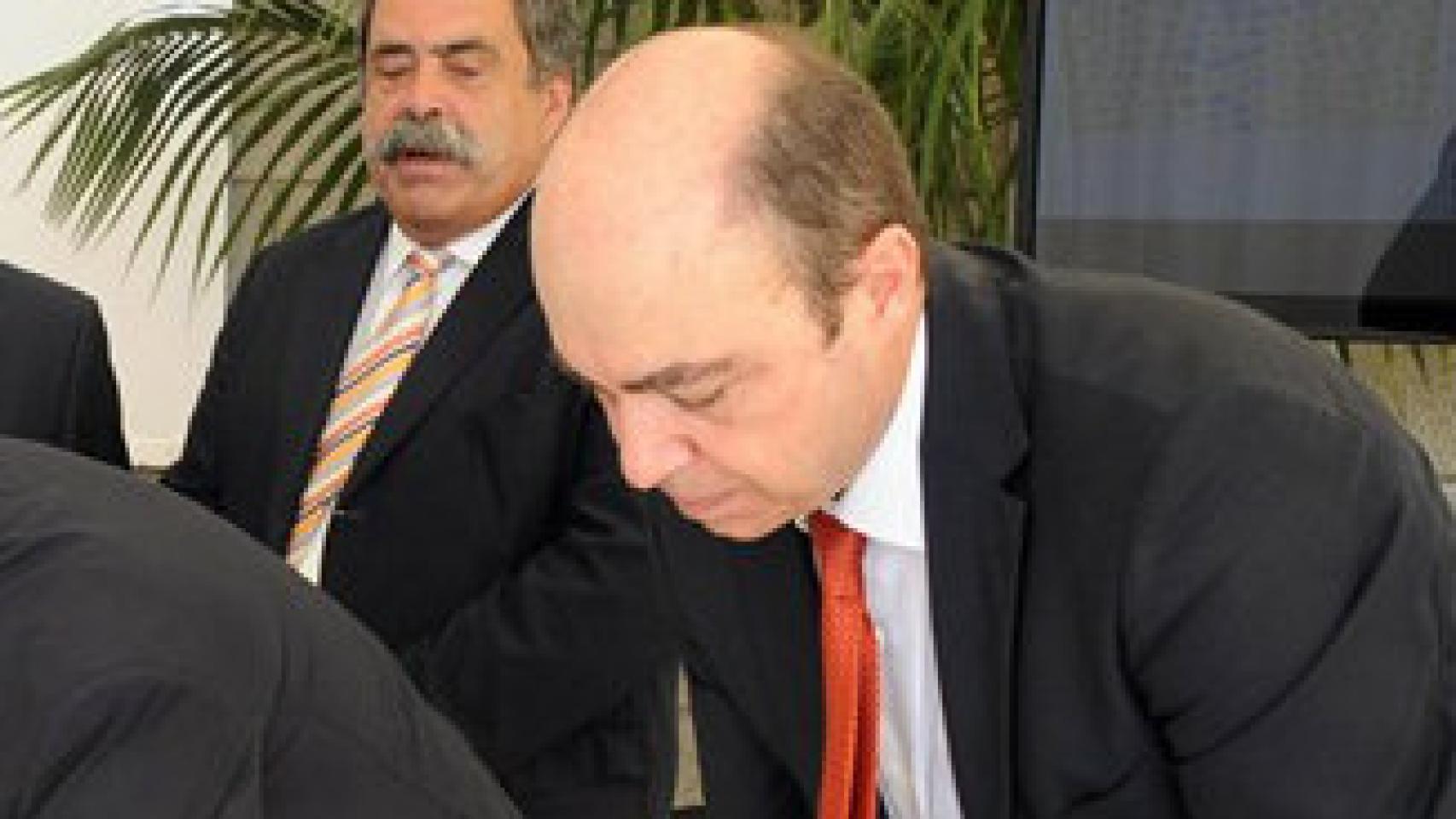 Juan Osuna.