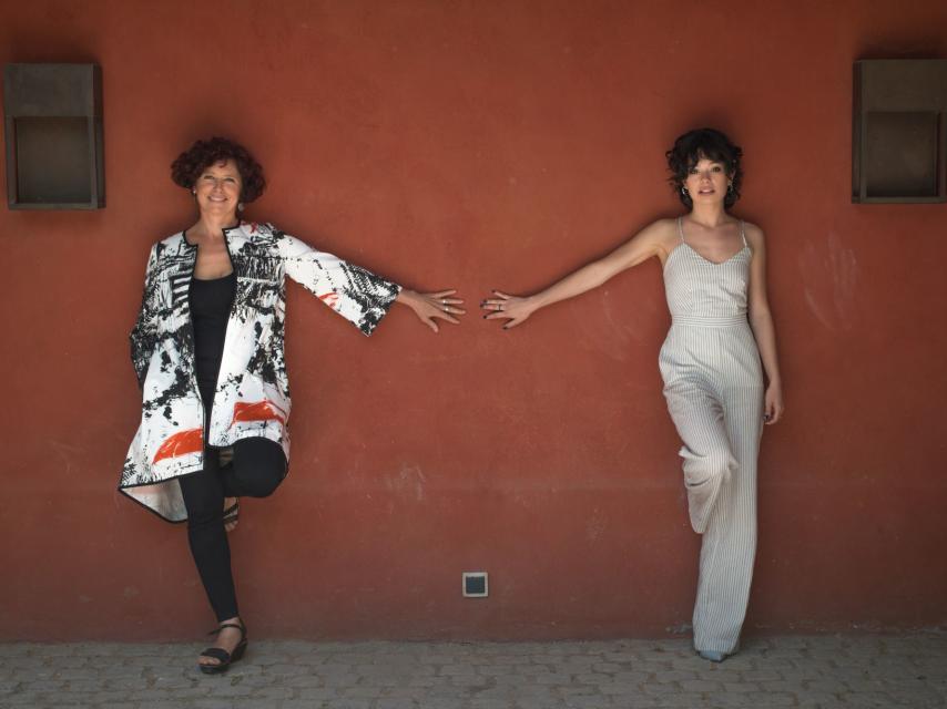 Icíar Bollaín y Anna Castillo, directora y protagonista de El olivo.