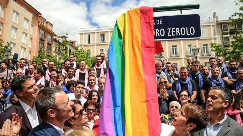 Inauguración de la plaza de Pedro Zerolo.