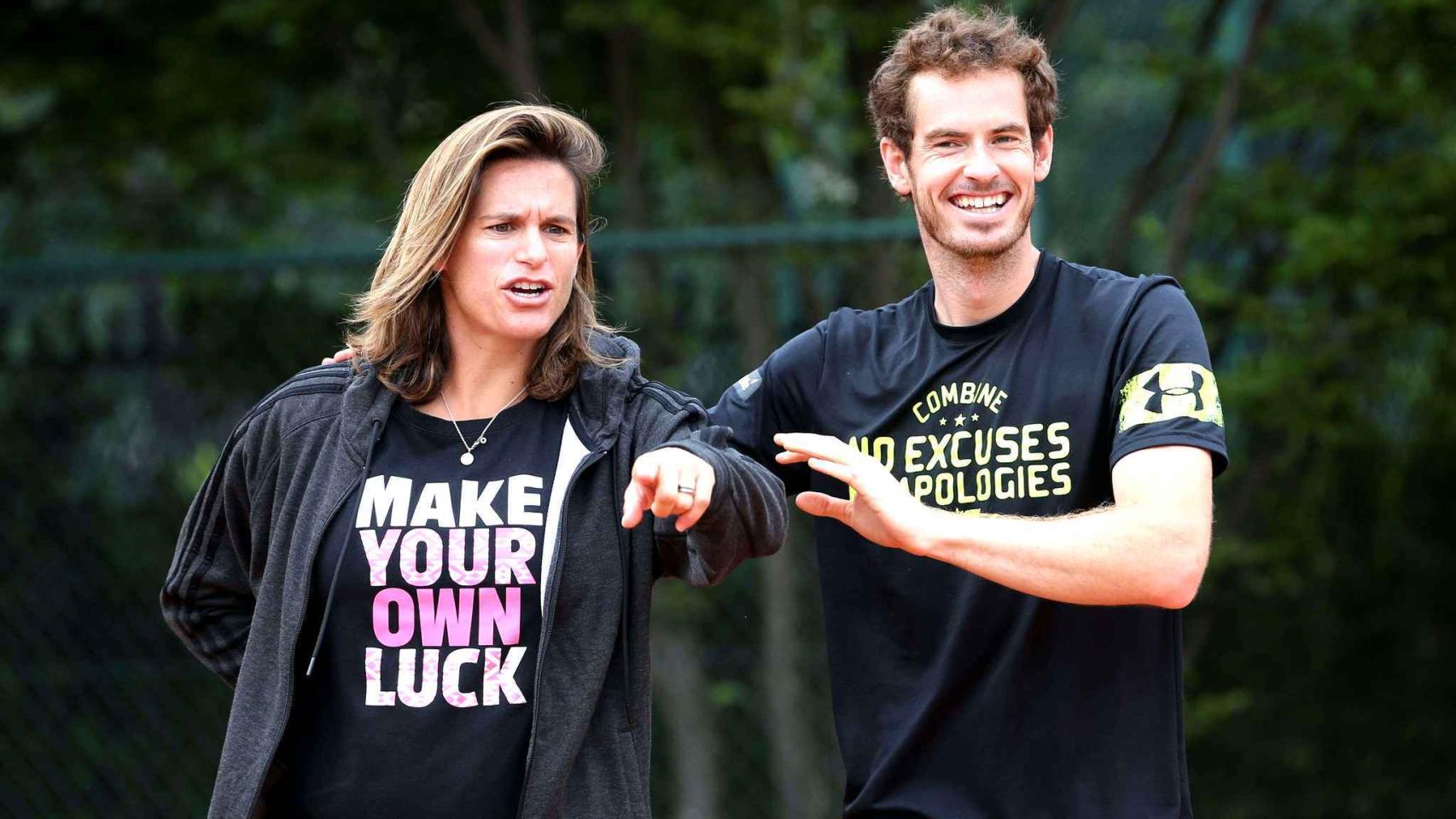 Andy Murray con su entrenadora Amélie Mauresmo en el Roland Garros de 2015