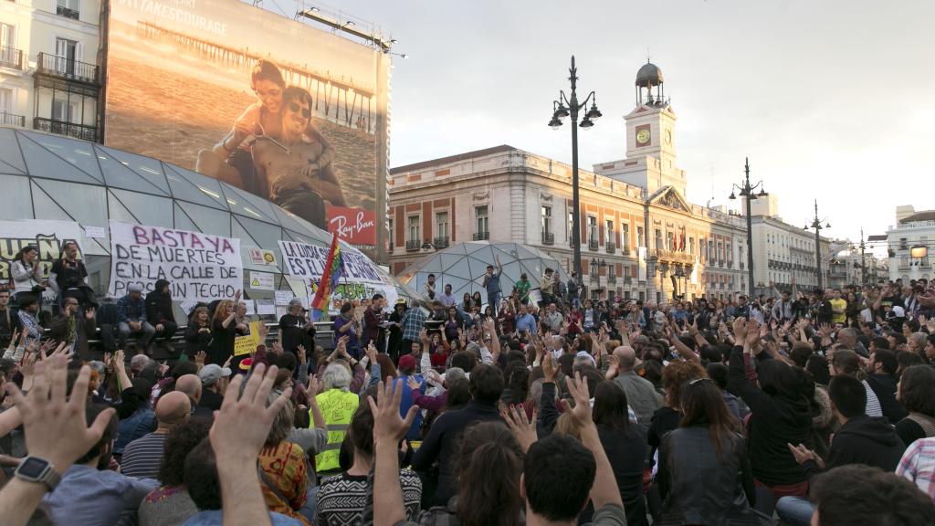 La Puerta del Sol de Madrid se llenó de reivindicaciones por la regeneración democrática en la conmemoración del 15-M.