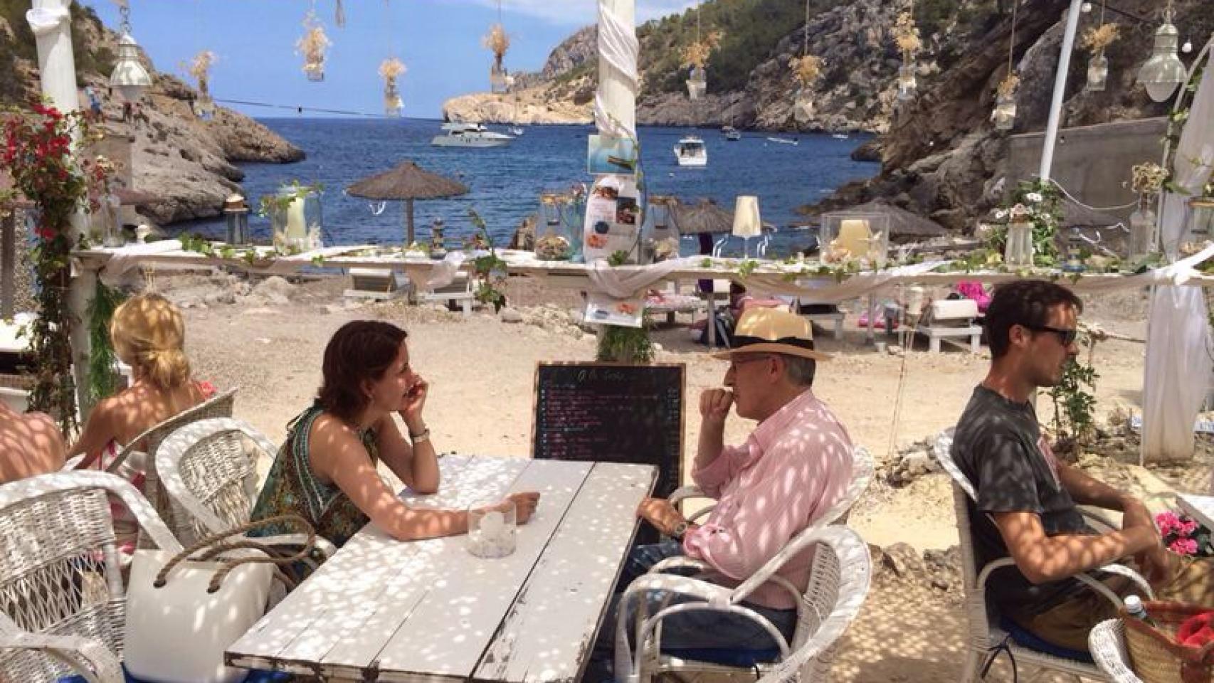 Yolanda Barcinay Manuel Pizarro en Ibiza