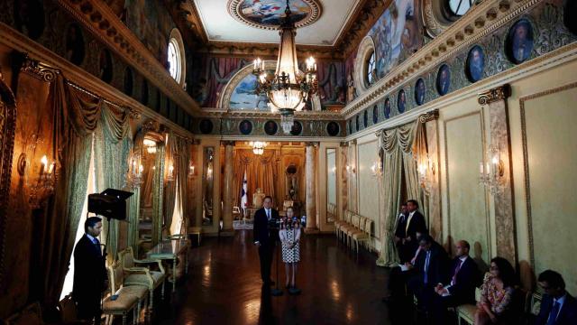 El presidente de Panamá, Juan Carlos Varela y la ministra de Fomento, Ana Pastor