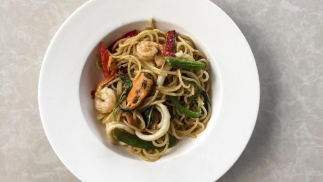 Pasta con chipirones, así de fácil