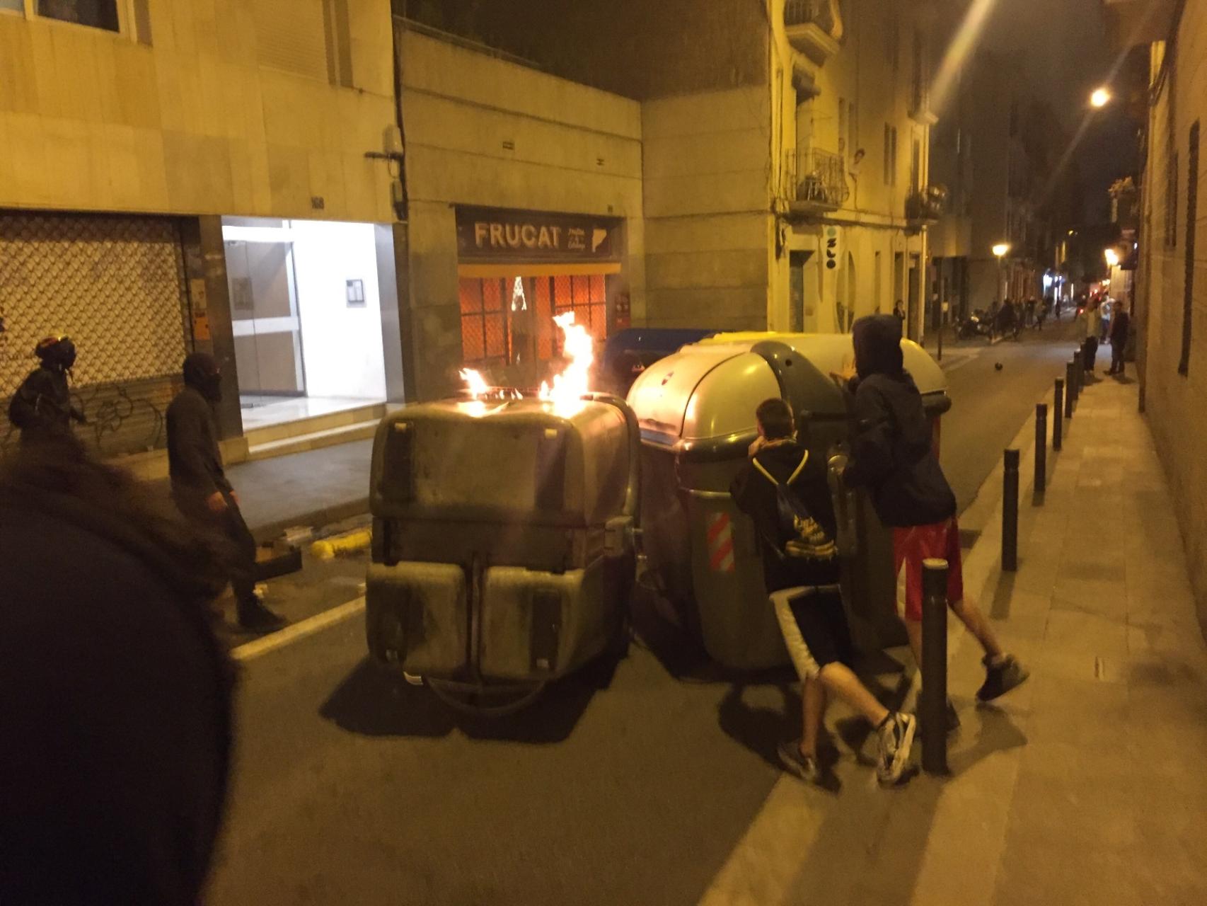 Actos vandálicos en Barcelona por tercera noche consecutiva.