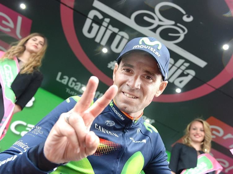 Valverde celebra su tercera plaza en el Giro.