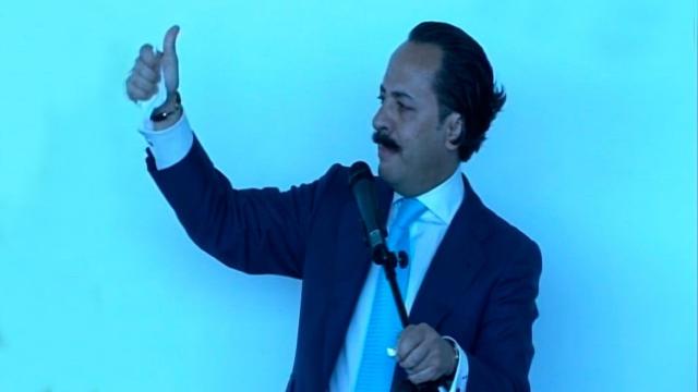 Los vídeos de 'El bigotes'