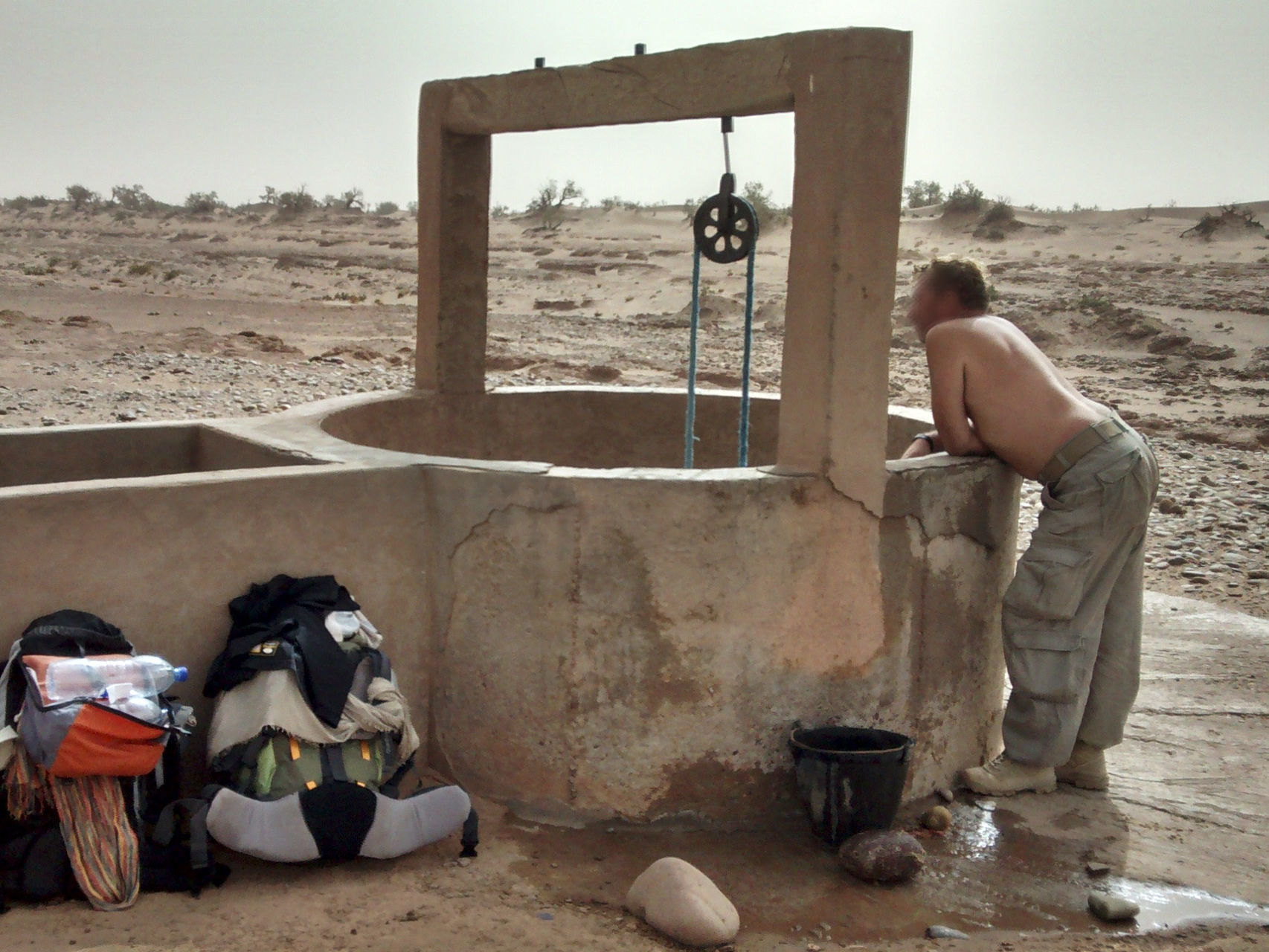 J.M.L. es un escolta con una dilatada formación militar.
