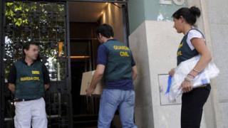 Registro por parte de la Guardia Civil por la Operación de Liechtenstein