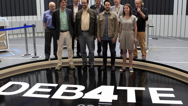 Los jefes de campaña visitan el plató donde debatirán los líderes este lunes.