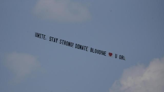 Mensaje ayer en el cielo de Orlando.