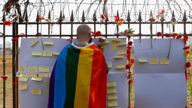 Un acto de repulsa por la masacre de Orlando.