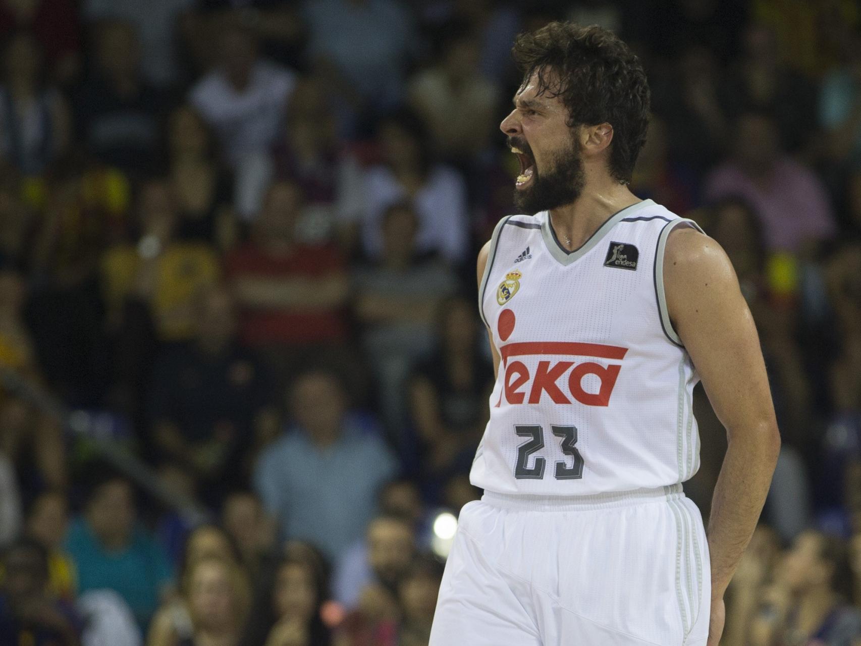 Sergio Llull celebra una canasta ante el Barça este viernes.