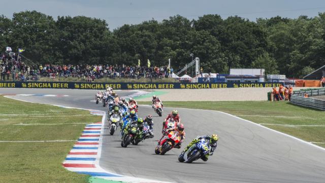 Valentino Rossi lidera el GP de los Países Bajos de 2014.