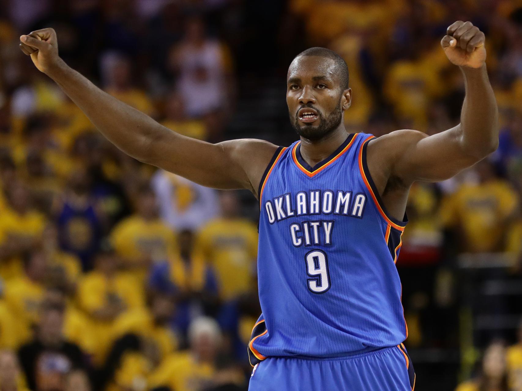 Serge Ibaka en su último partido con los Oklahoma City Thunder.