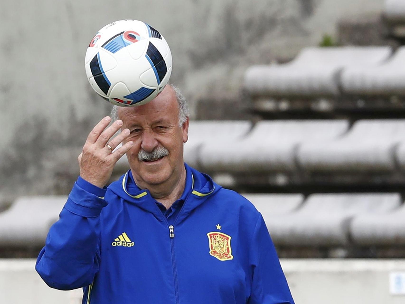 Vicente del Bosque, durante un entrenamiento.