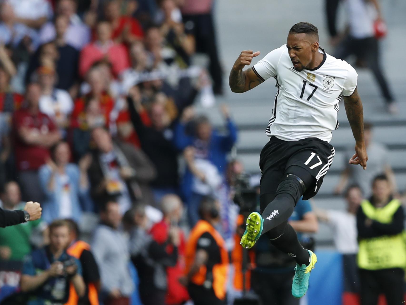 Boateng celebra el primer gol de Alemania.