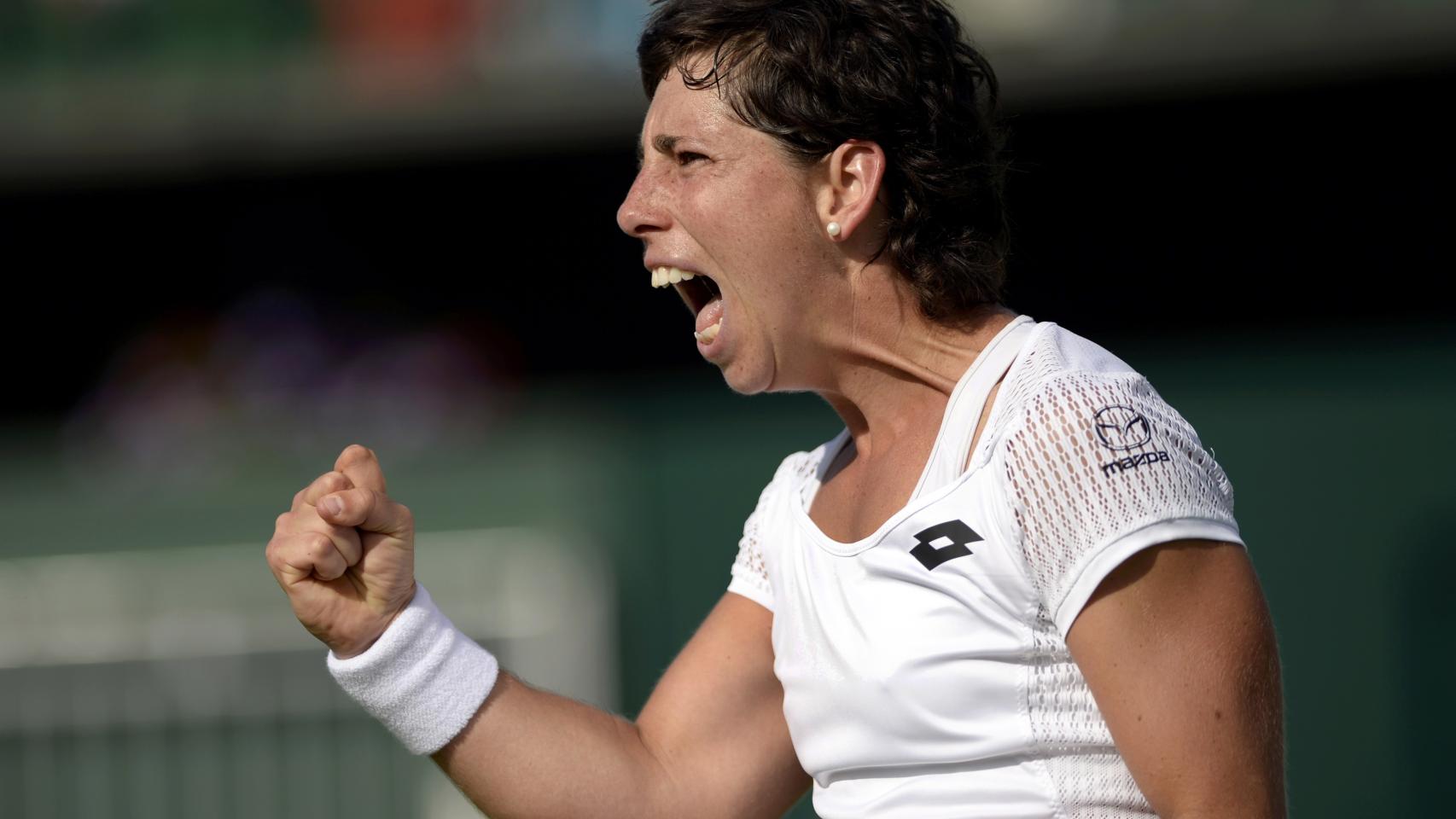 Carla Suárez celebra su punto.