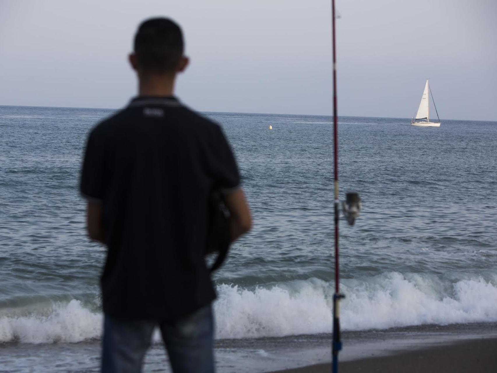 Didí, el mejor piloto de lanchas del hachís, en una playa de Málaga.