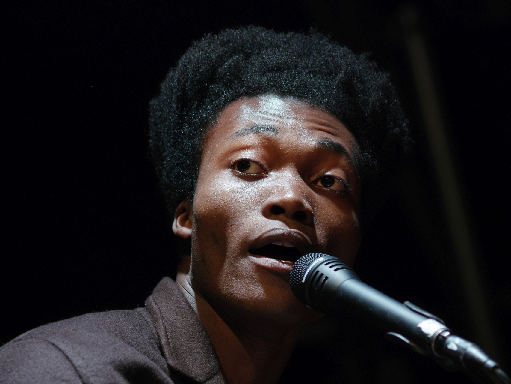 Benjamin Clementine triunfa en el Jardín Botánico de la Universidad Complutense.