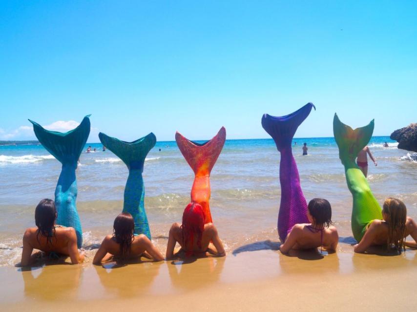 Las colas se hacen de lycra y neopreno, para que tengan movilidad y se ajusten al cuerpo.