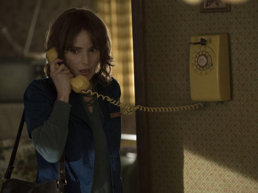 Winona Ryder protagoniza la nueva serie de Netflix.