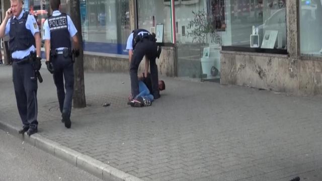 El arresto del sirio que ha matado a una mujer en Reutlingen.