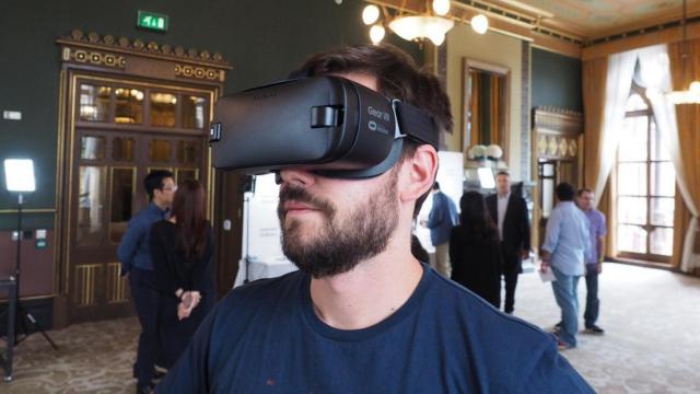 gear-vr-samsung-2016