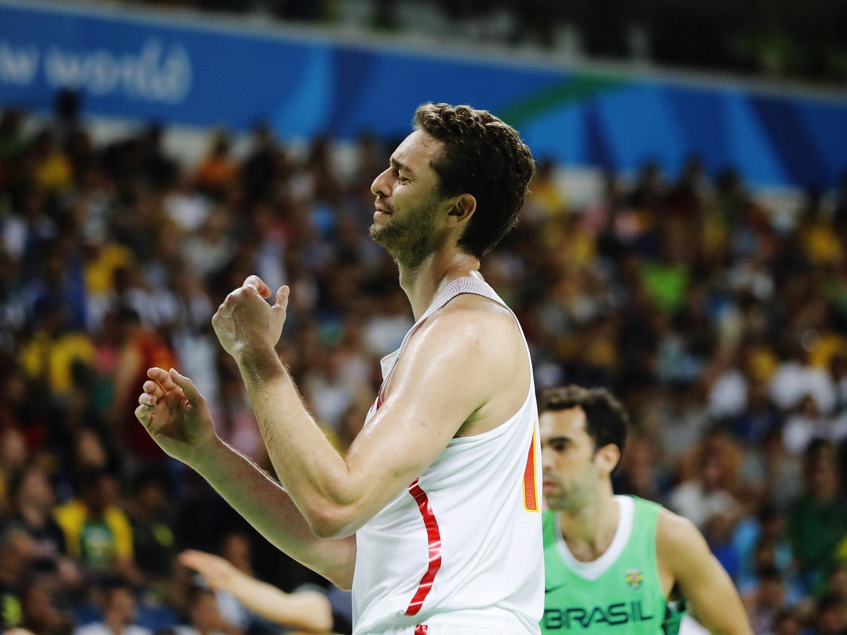 Pau Gasol se lamenta en el partido contra Brasil.