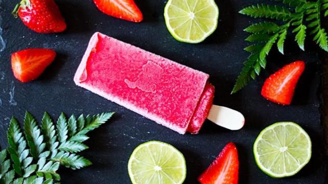 Si no lo vas a comer al instante, sírvelo en un bol con hielo para evitar que se derrita.